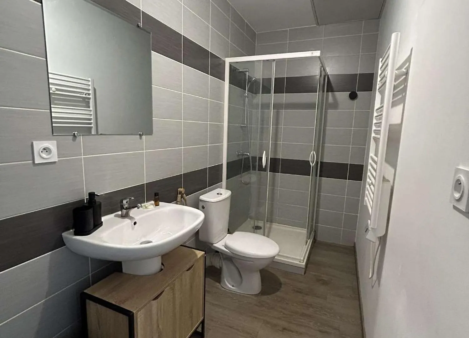 Le Grand Republicaint2 Apartment Le Peage-de-Roussillon 0*,